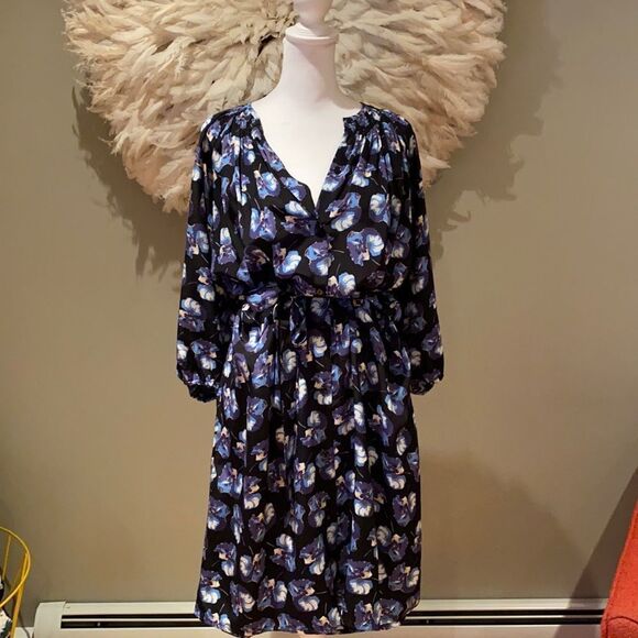 Tucker belted dress  - Picture 1 of 8